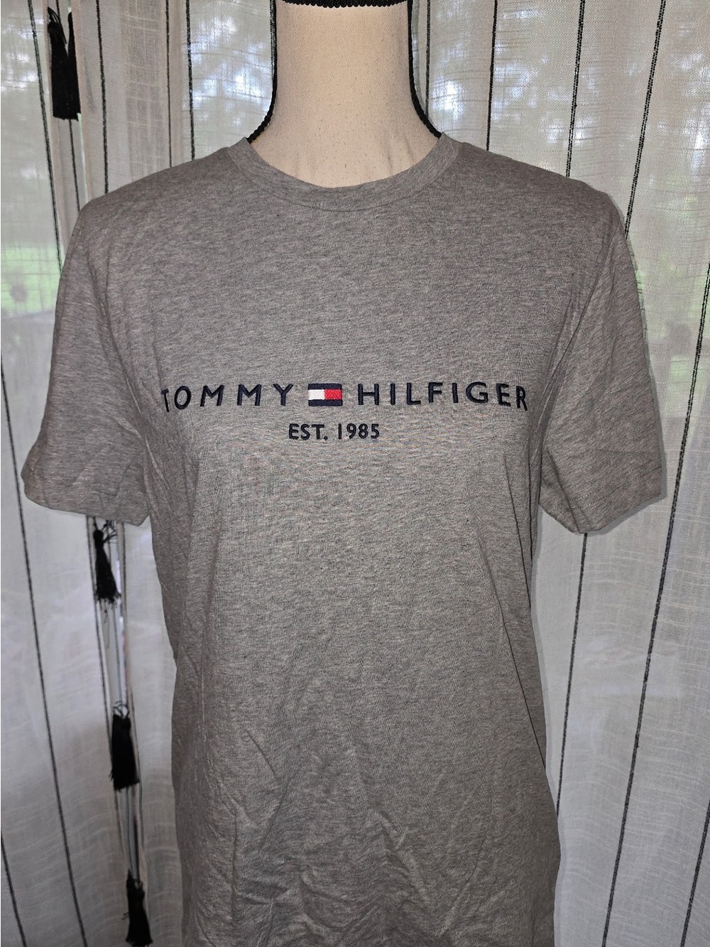 Tommy Hilfiger Gray Short Sleeve Logo Tee with Flag Stitching